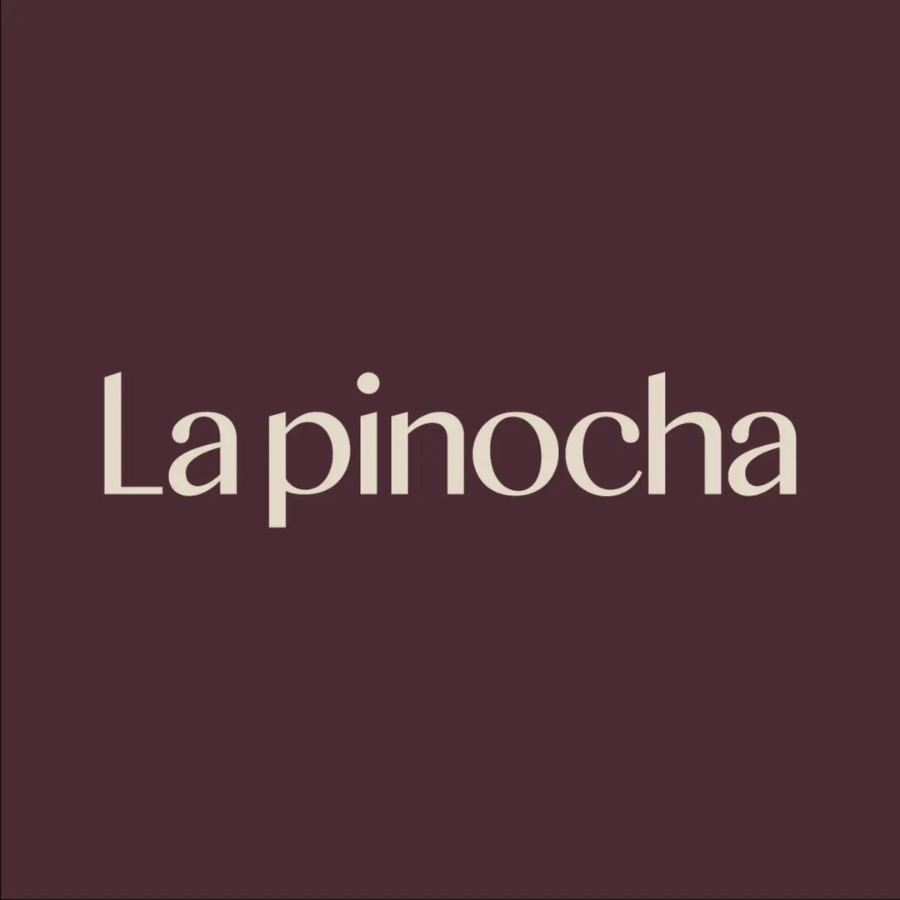 Logo de La Pinocha City Bell